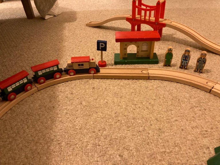 ELC wooden train set in VGC. 