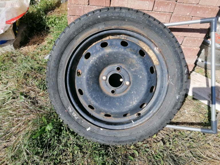 image for 185/55 R15 tyre and steel rim