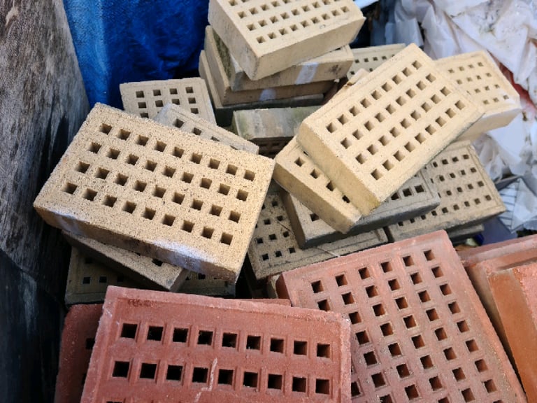 AIR BRICKS CLAY (NEW(