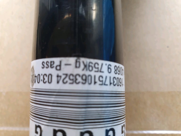 2018 TOYOTA HILUX 2.4 DIESEL FRONT DRIVE SHAFT BRAND NEW  