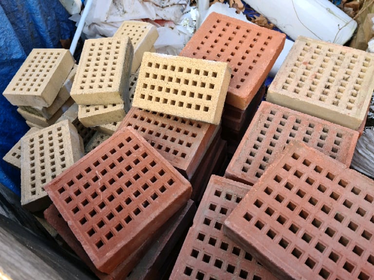 AIR BRICKS CLAY (NEW(