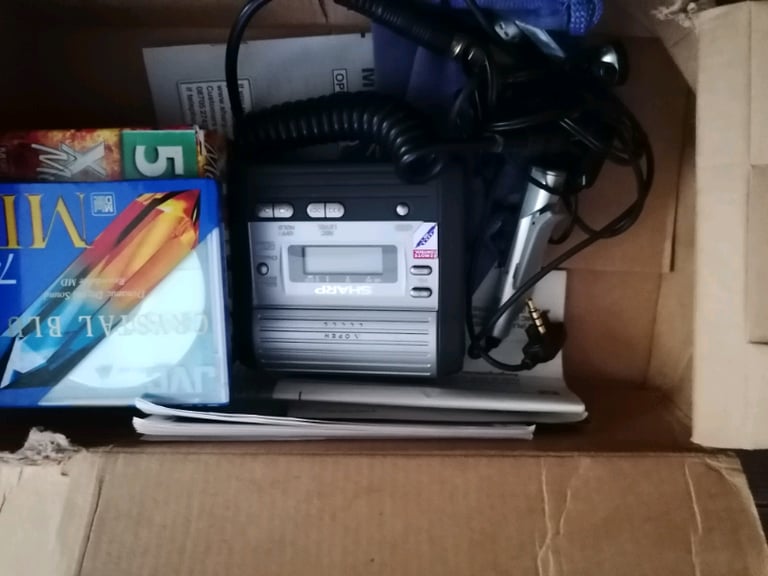 Vintage Sharp digital recorder MD-MT290H(BK) with very rare studio mic