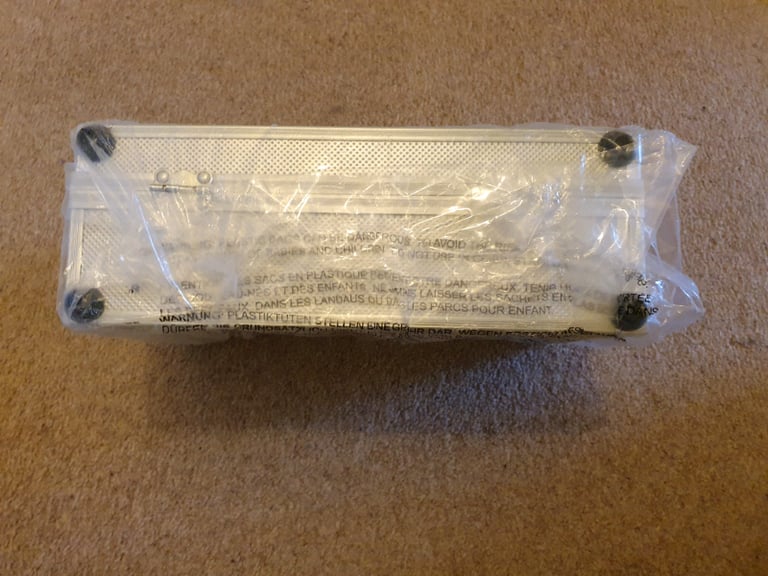 New unused Make-up set for sale
