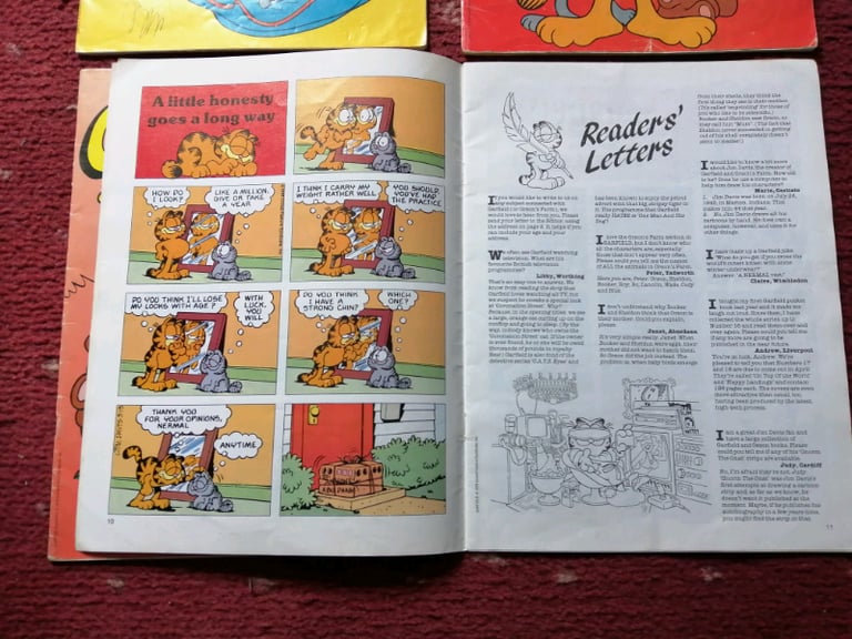 VINTAGE GARFIELD COMICS