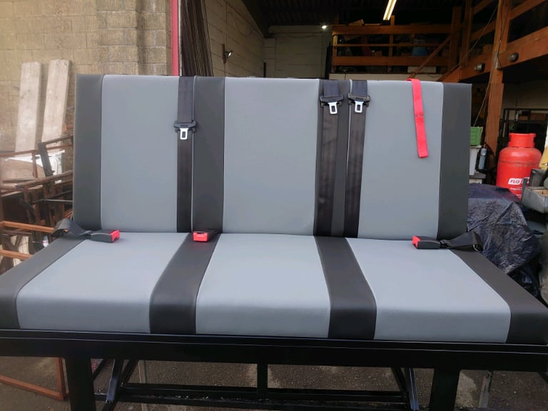 Full 3 Seat Rock And Roll Bed VW T4, T5, T6, Place Vivaro, Transit, Fits most vans.