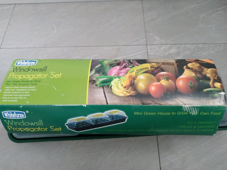 image for Windowsill Propagator Set