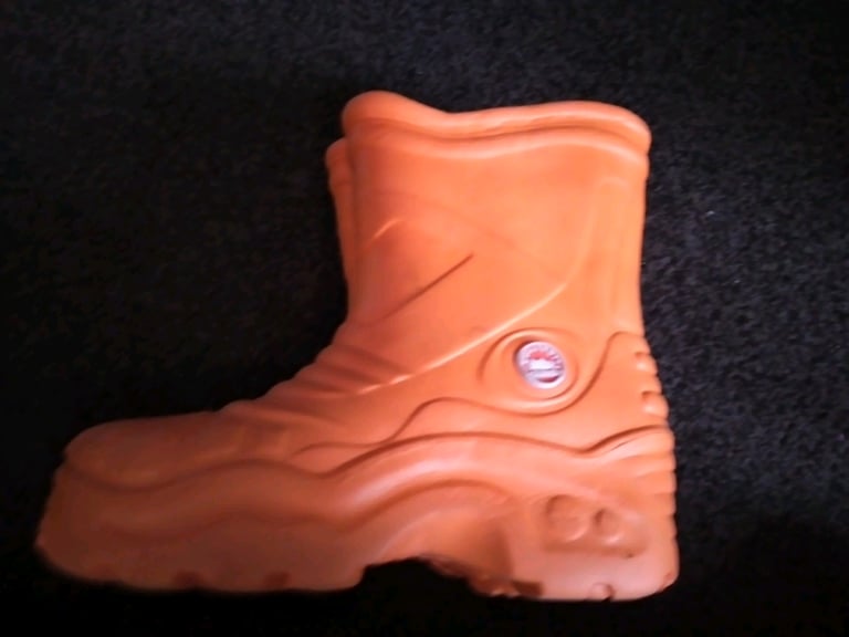 image for Boys wellies size 8