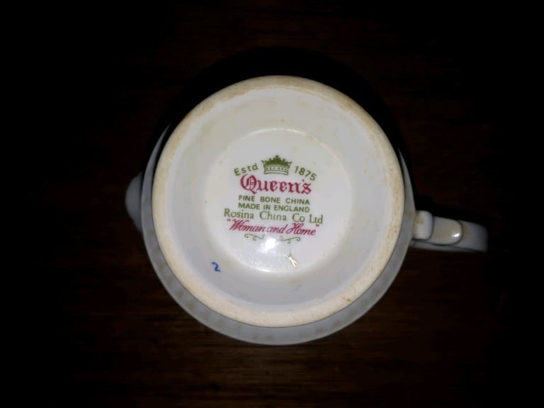 Queen's bone china creamer 