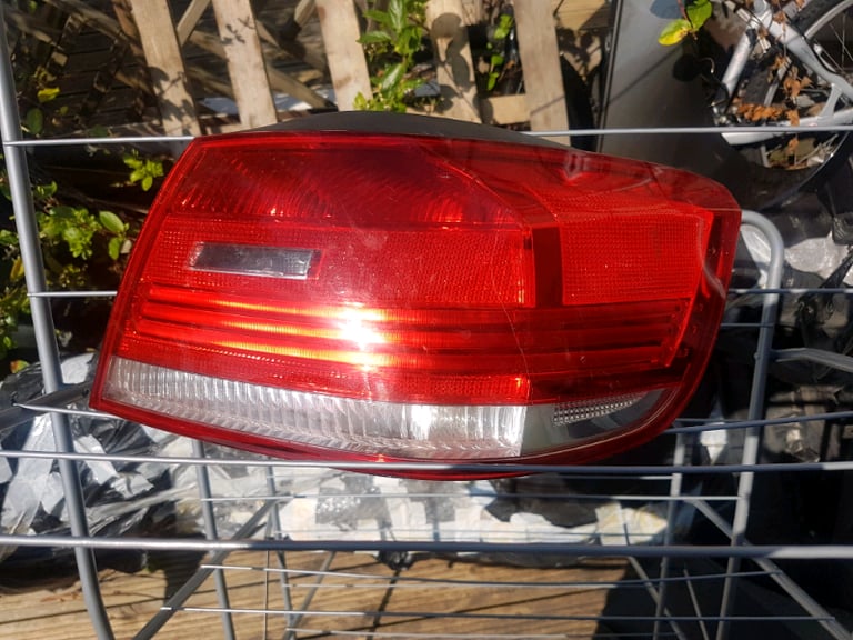 image for BMW 3 SERIES - E92/ E93 - REAR TAILGATE/ BOOT LIGHT - DRIVERSIDE 