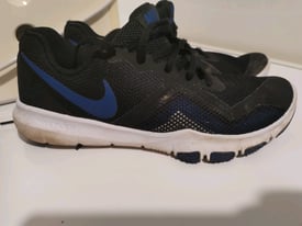 Nike trainers size 7 UK, good condition. 
