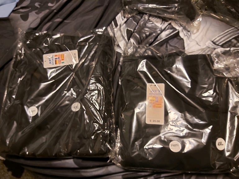 image for BRAND NEW  4  x 4xl size tracksuit bottoms £10 each