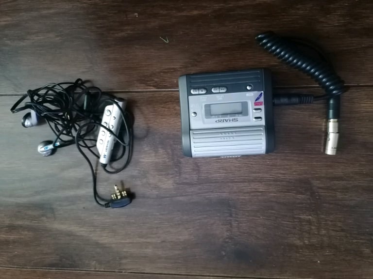 Vintage Sharp digital recorder MD-MT290H(BK) with very rare studio mic