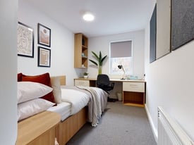 STUDENT ROOMS TO RENT IN OXFORD. SILVER ENSUITE 6 BED WITH PRIVATE ROOM, BATHROOM, WARDROBE