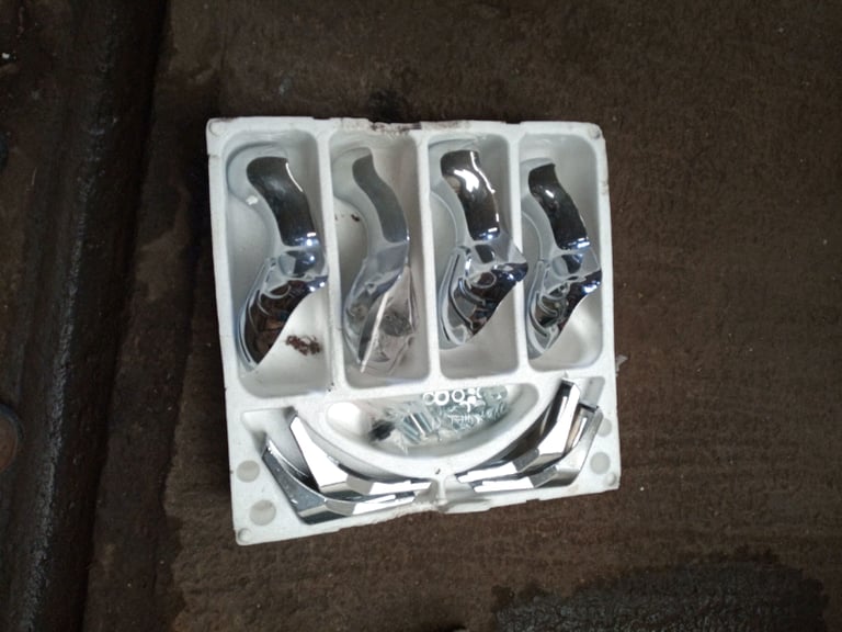 image for Tradition bath leg set
