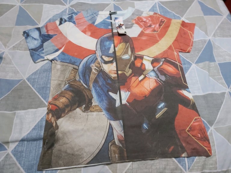 2x Mens T Shirts movie points brand new with labels 