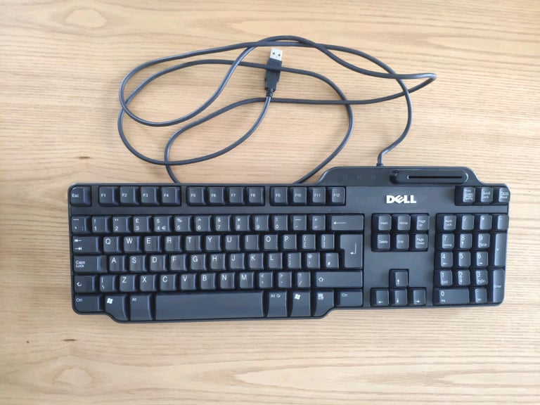 image for Black Dell Keyboard RT7D60 with card reader with USB cable connector