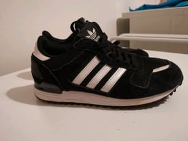 Adidas trainers size 6 UK. 