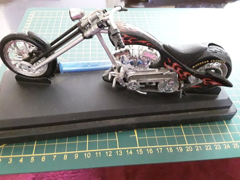 NORTON MOTORBIKE CHOPPER MODEL