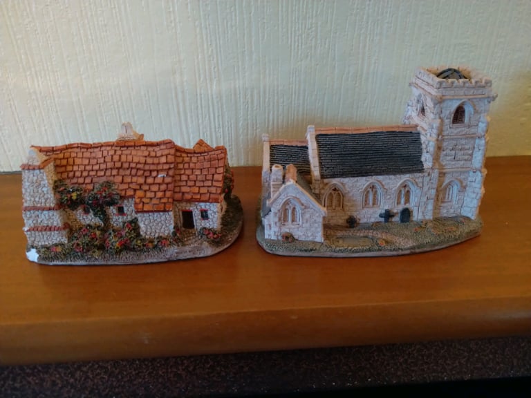 Pair of Lilliput Lane Genuine Models