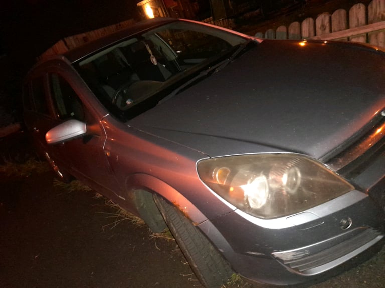 image for Breaking astra estate 17 deisel 