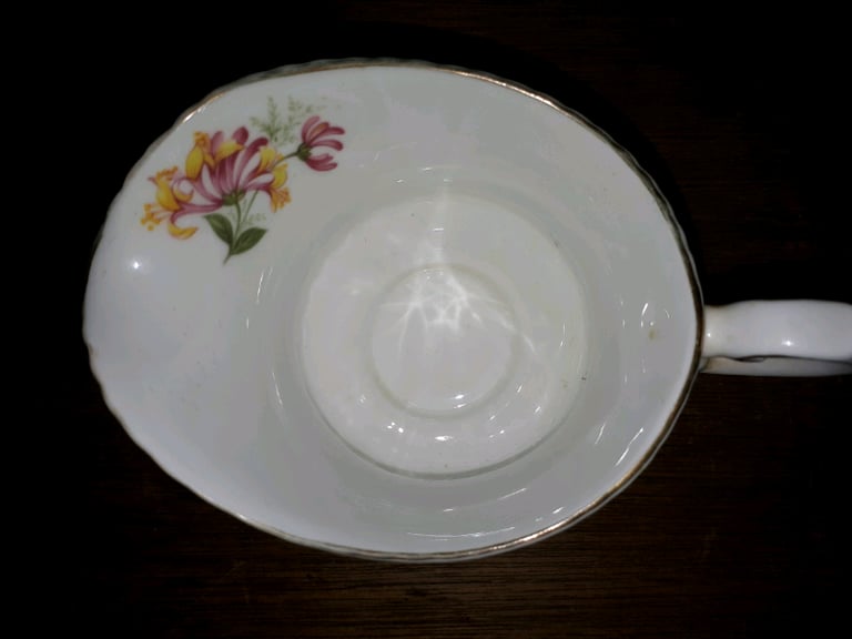 Queen's bone china creamer 