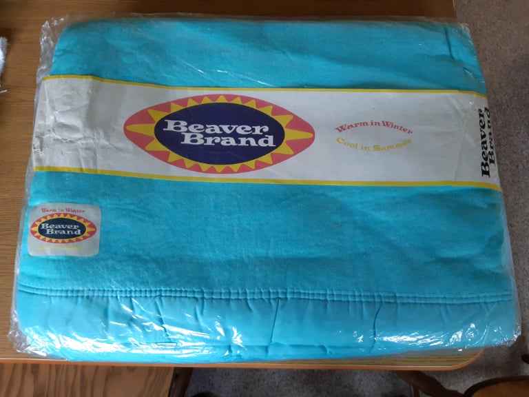 New blue blanket size 90x100 inches