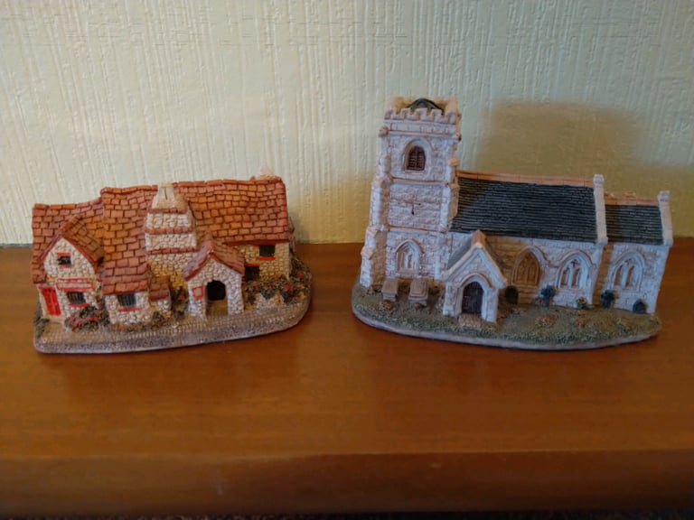 Pair of Lilliput Lane Genuine Models