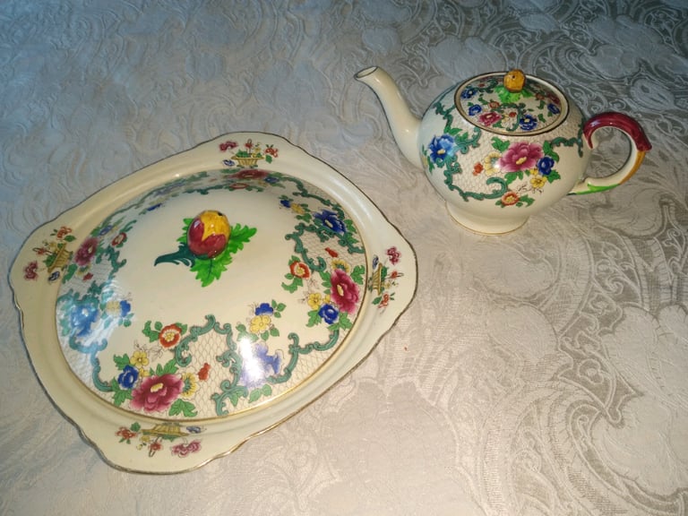 image for Royal Cauldon 'Victoria' china.