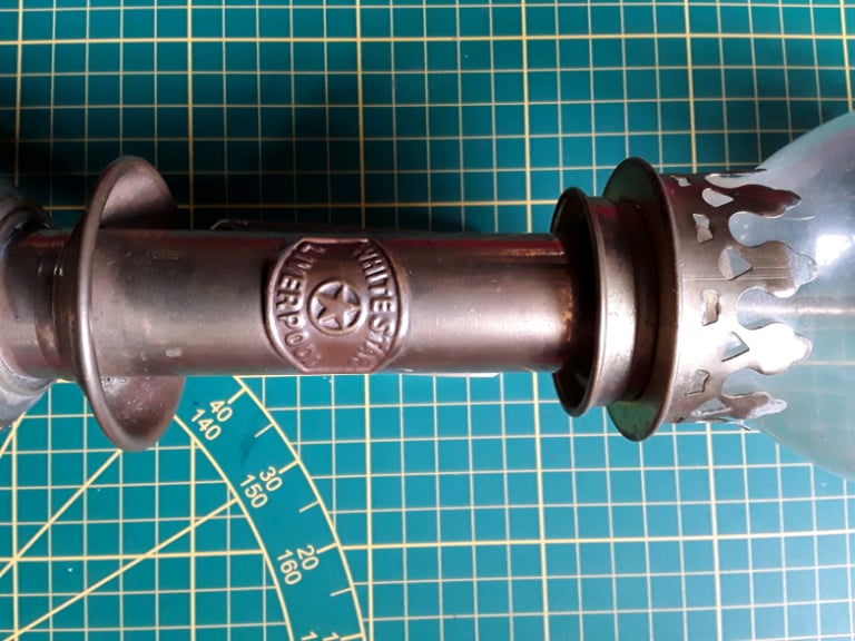 VINTAGE BRASS LAMPS x  3