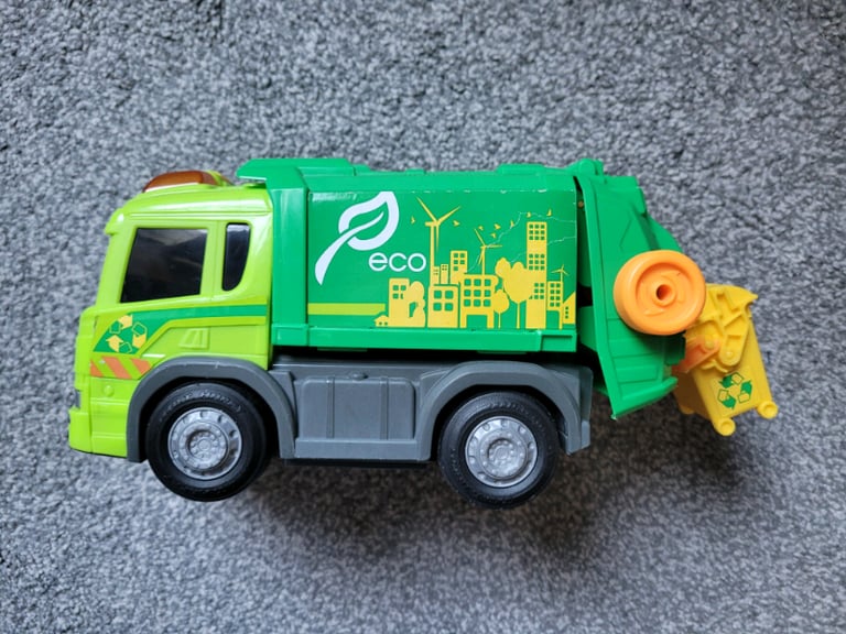 image for Hamleys Fun 2 Drive Lights and Sounds Recycling Truck 1-2 yearswas £20