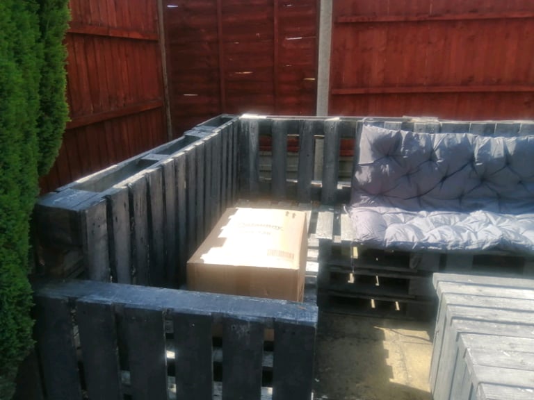 image for Pallet seating