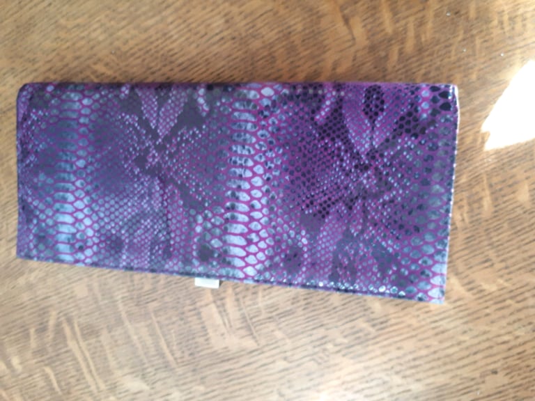 Kenneth Cole clutch bag 