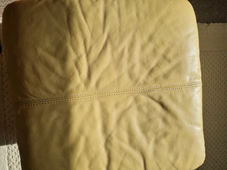 Leather seat 