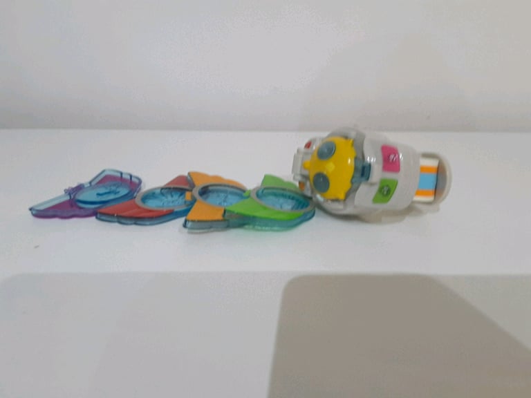 Top Wing Figures and watch