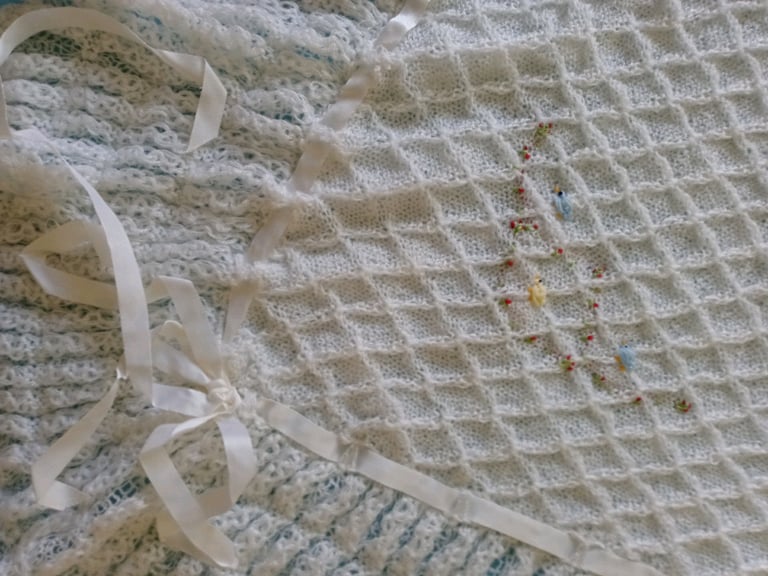 Baby shawl