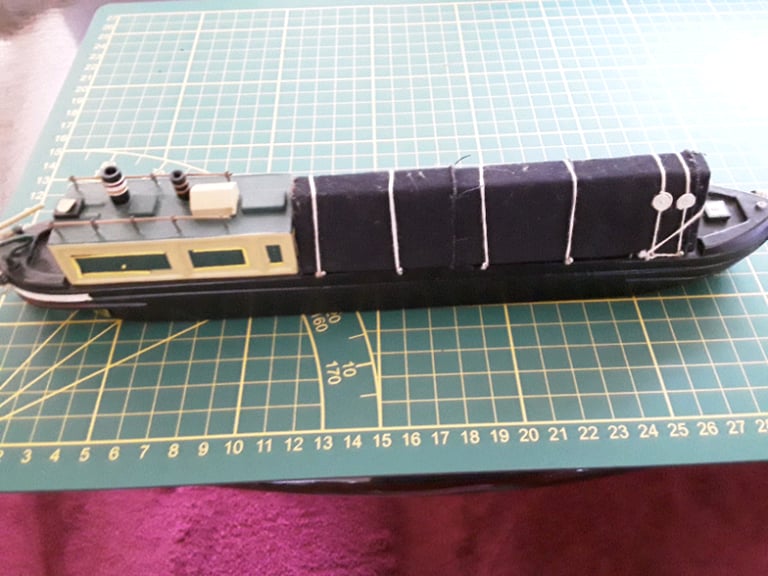 image for CANAL NARROW BOAT/BARGE MODEL