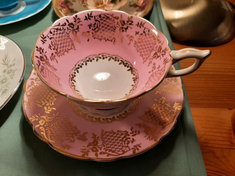 Vintage Fine Bone China Tea Cups and Saucers