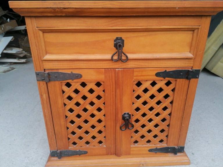 image for Pine chest 