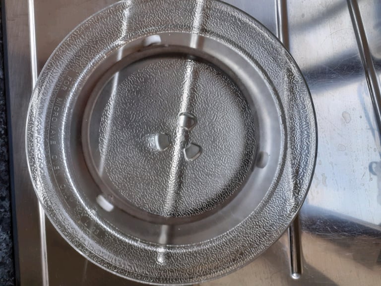 Microwave glass turntable