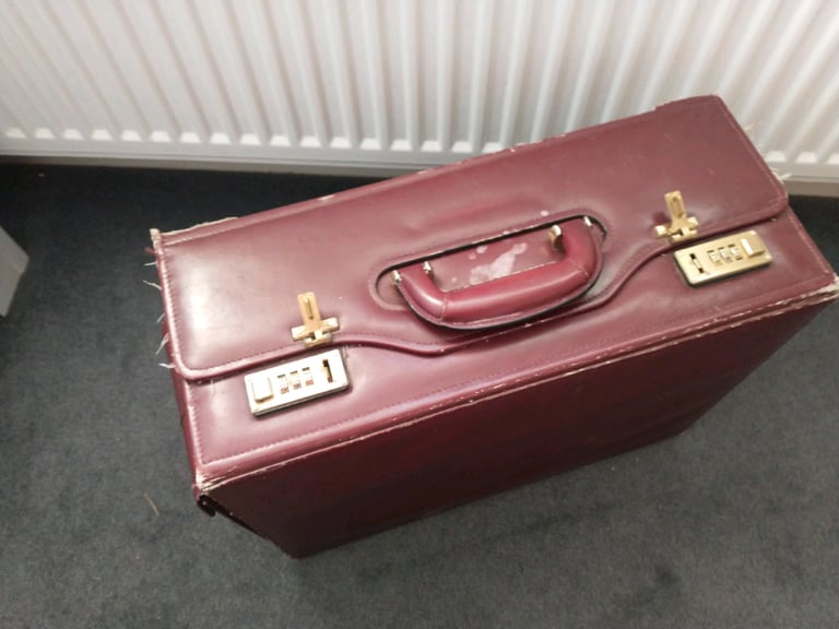 Pilot case