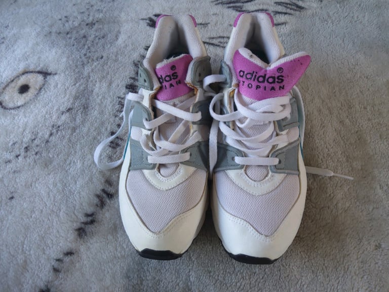 image for REDUCED - ADIDAS UTOPIAN TRAINERS - BRAND NEW - GREAT  PRESENT.