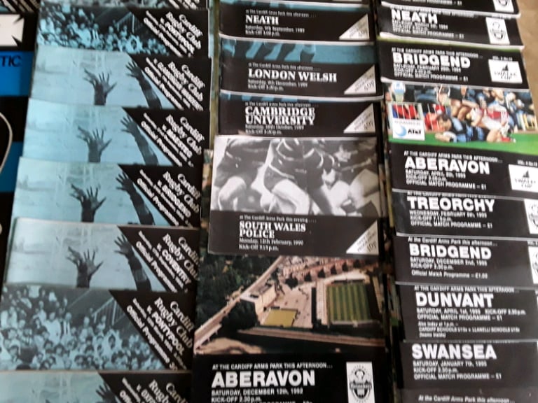 CARDIFF RFC PROGRAMMES x 72