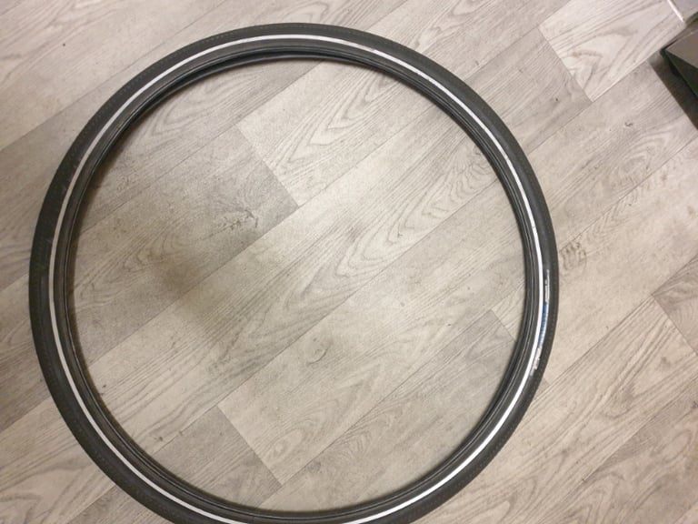 Vee Rubber Speedster, wire bead, reflective stripFor quick sale