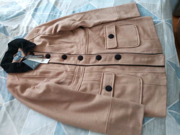 LADİES COAT BY E-VIE Size 12 brand new