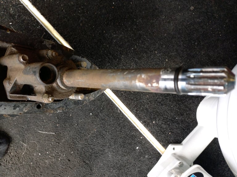 Mercury 50hp lower unit 2 stroke.