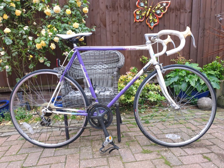 Very Rare HI GEAR Lightweight Road Bike.