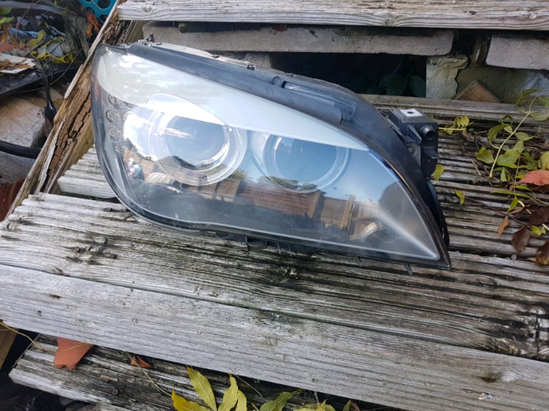 image for BMW 7 SERIES - F01/ F02 - XENON HEADLIGHT - DRIVERSIDE - COMPLETE