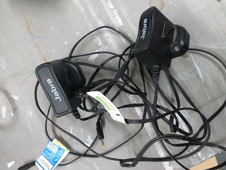 PC HEADSETS, DOCKS, HANDSETS BUNDLE
