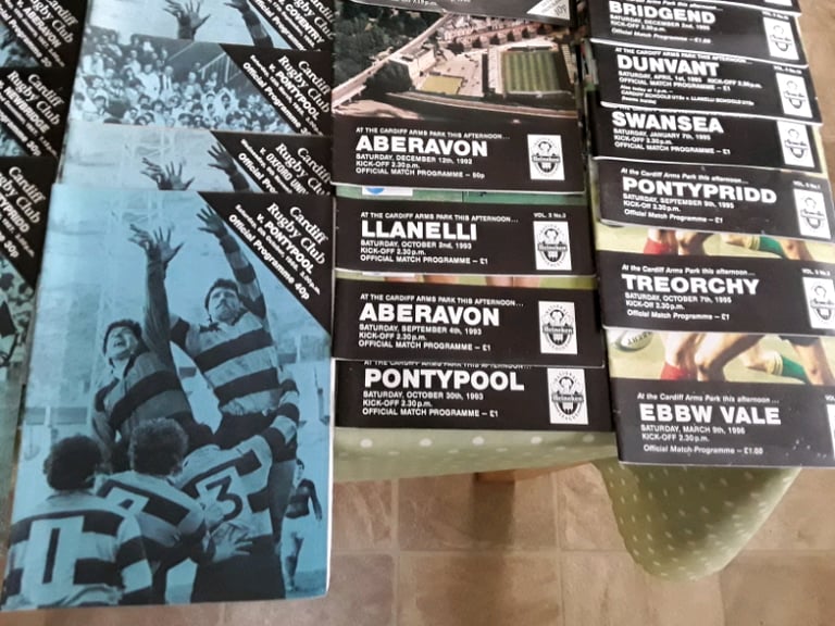 CARDIFF RFC PROGRAMMES x 72
