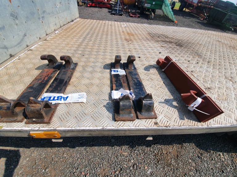 Tractor front loader trima weld on loader brackets 